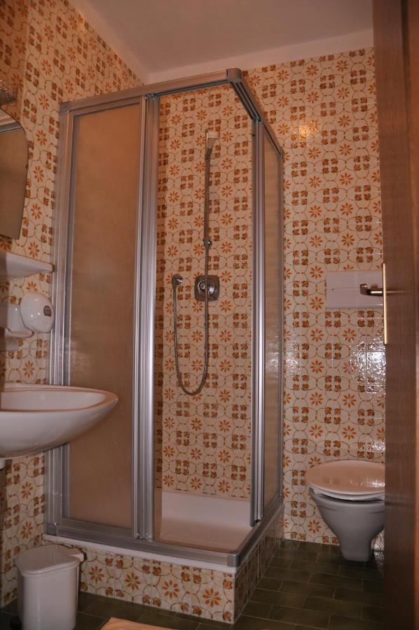 Gasthof Schluff Soprabolzano Luaran gambar